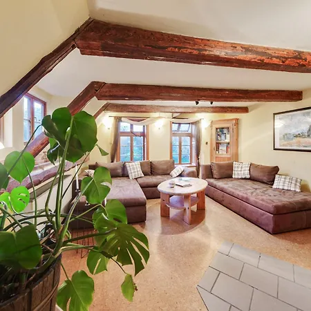 Spacious With Garden * Langlingen
