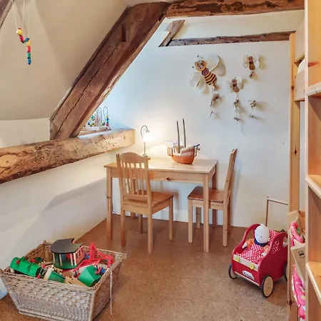 Spacious With Garden Langlingen