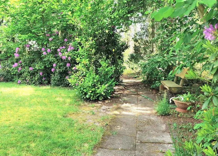 Spacious With Garden Hébergement de vacances Langlingen