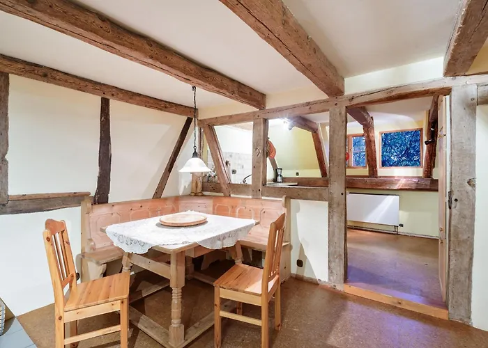 Hébergement de vacances Spacious With Garden