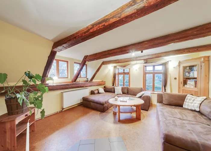 Hébergement de vacances Spacious With Garden Langlingen